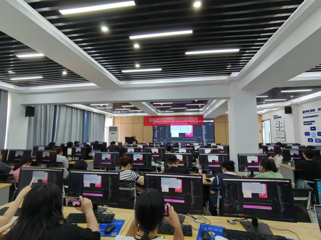 2024年溫州市市場監督管理局互聯網營銷師專題培訓班在我校成功舉行